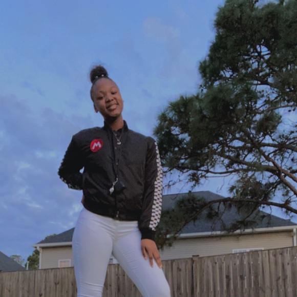 dalicia_laughs